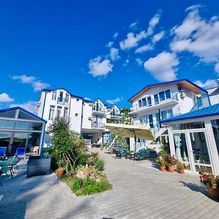 Laguna Beach Club Bazaleti Lake Hotel Dushet'i Exterior photo