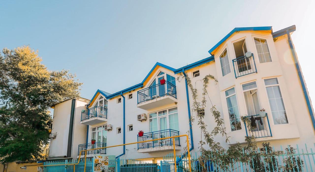 Laguna Beach Club Bazaleti Lake Dushet'i Exterior photo